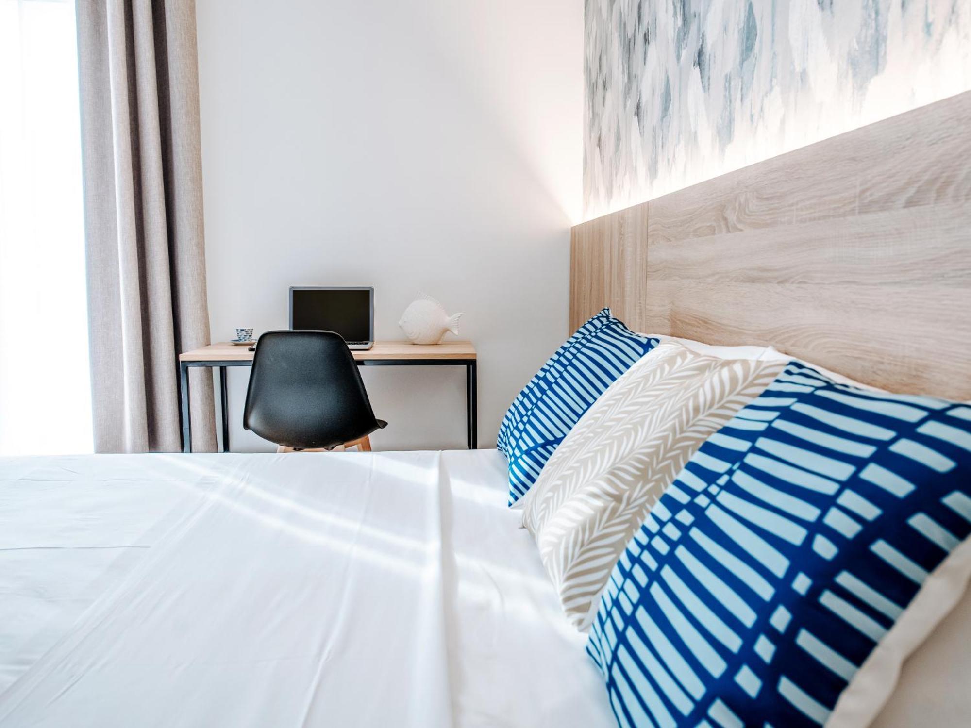 Sweet Lloret Suites Lloret de Mar Bagian luar foto