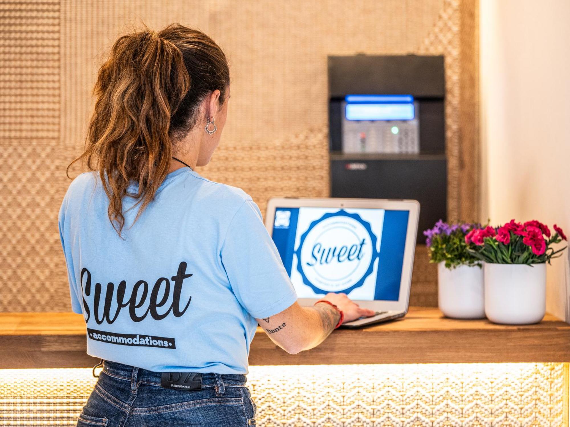 Sweet Lloret Suites Lloret de Mar Bagian luar foto