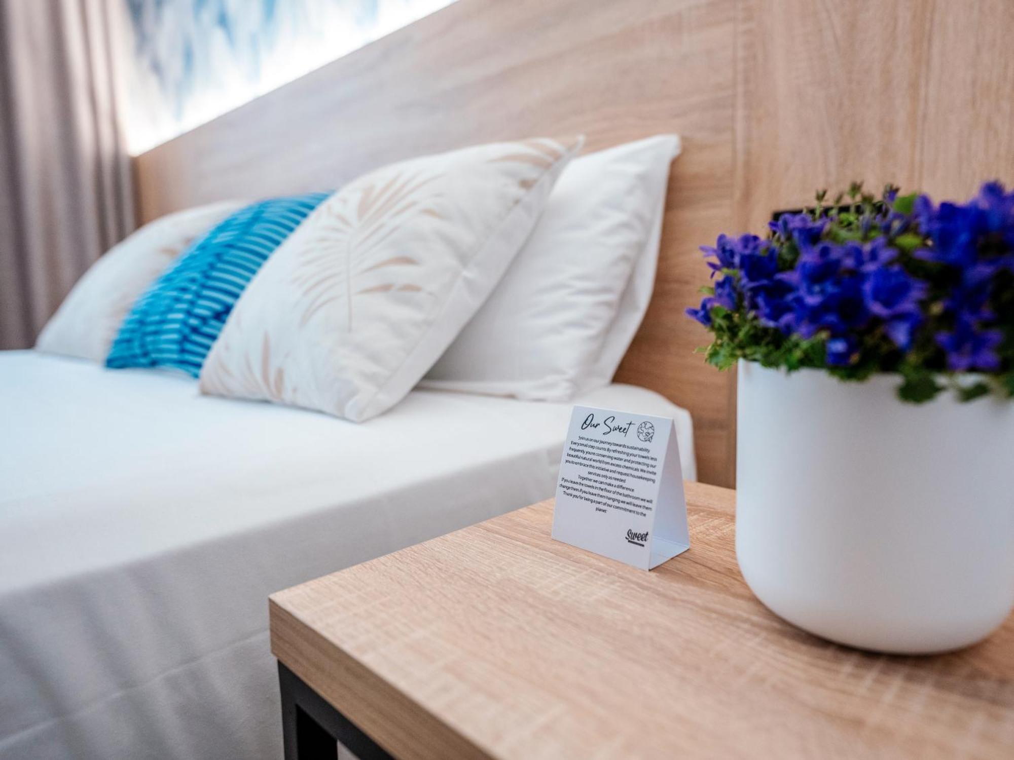 Sweet Lloret Suites Lloret de Mar Bagian luar foto