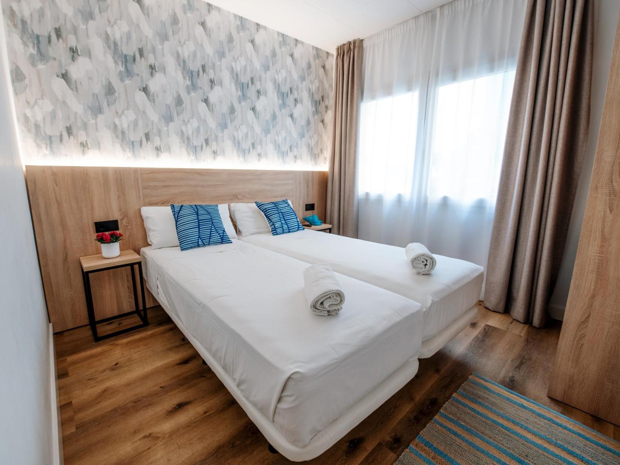 Sweet Lloret Suites Lloret de Mar Bagian luar foto